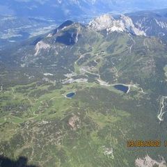 Flugwegposition um 12:56:16: Aufgenommen in der Nähe von 33016 Pontebba, Udine, Italien in 2525 Meter